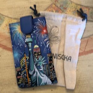 Anuschka Leather Eyeglass Case- New York City (NWOT)